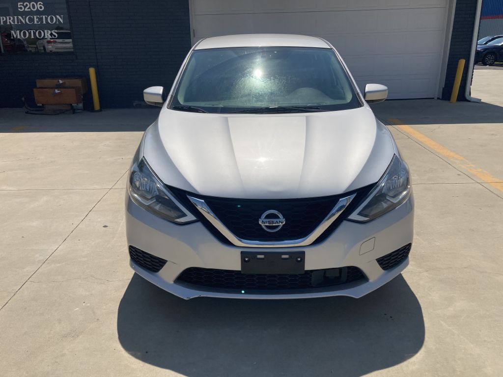 2018 Nissan Sentra Image 2