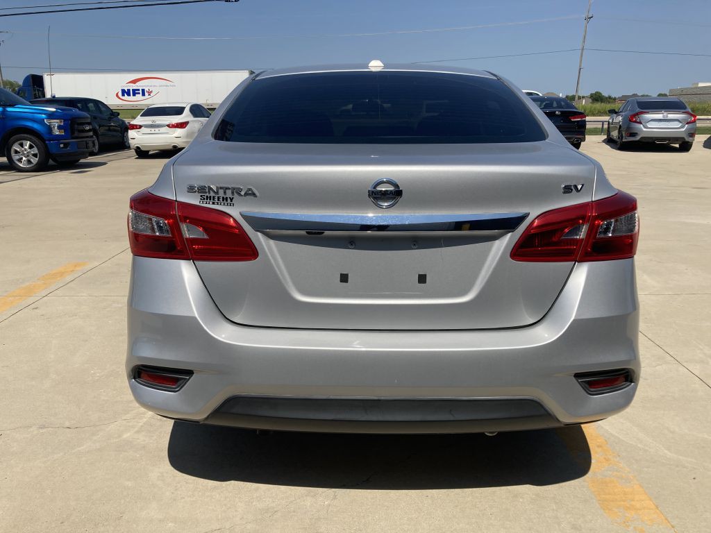 2018 Nissan Sentra Image 9