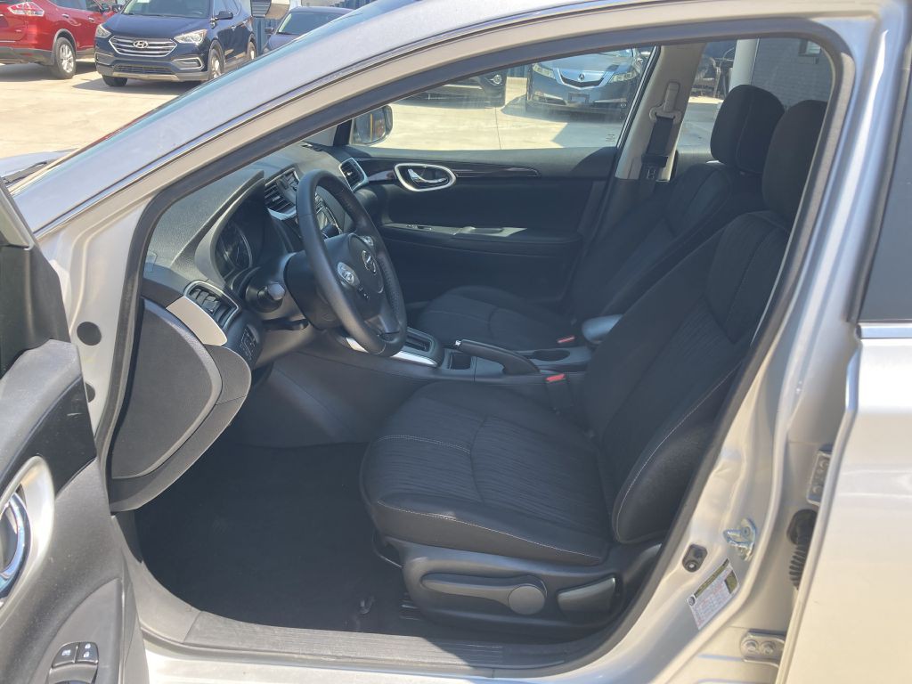 2018 Nissan Sentra Image 17