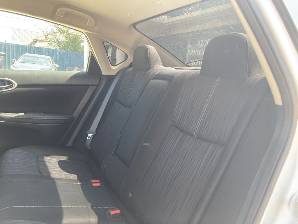 2018 Nissan Sentra Image 19