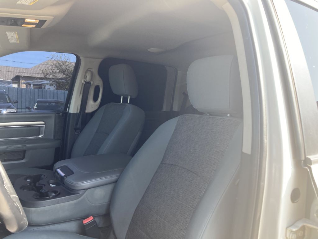 2016 RAM 1500 Image 16