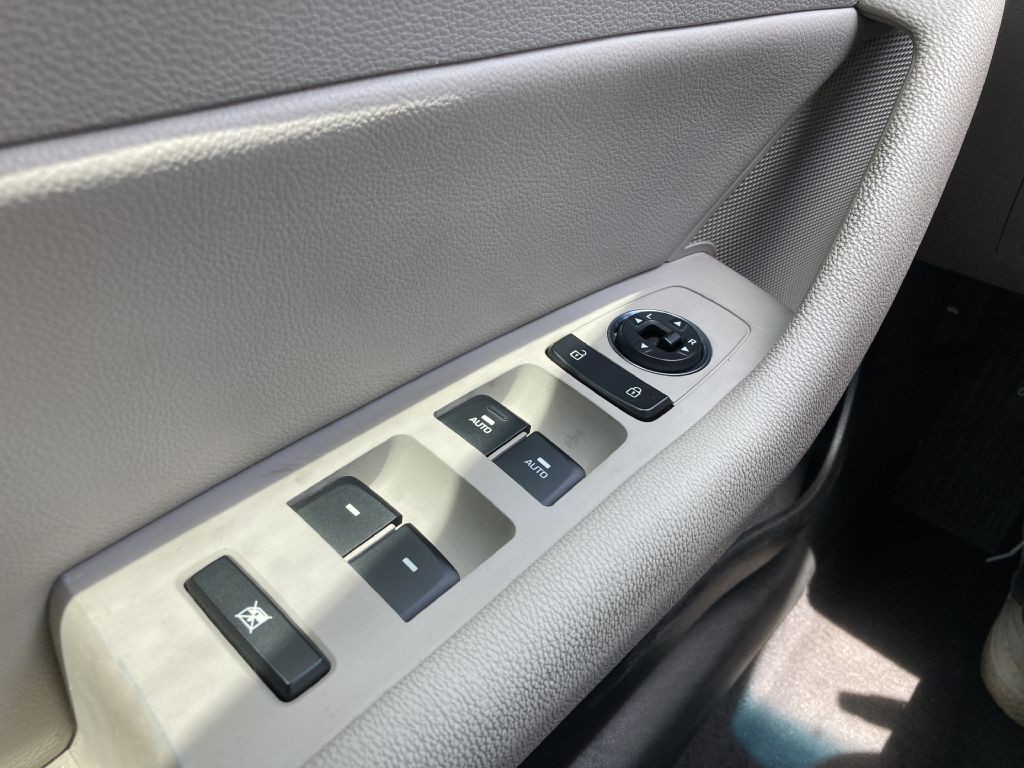 2016 Hyundai Sonata Image 16