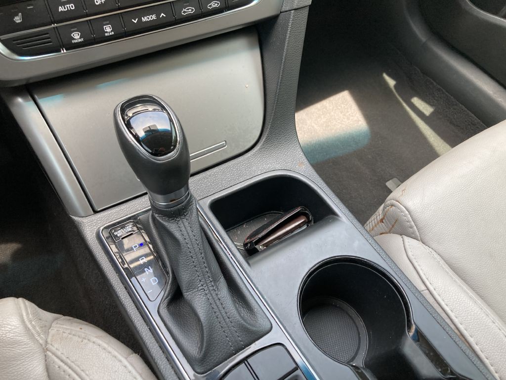 2016 Hyundai Sonata Image 19