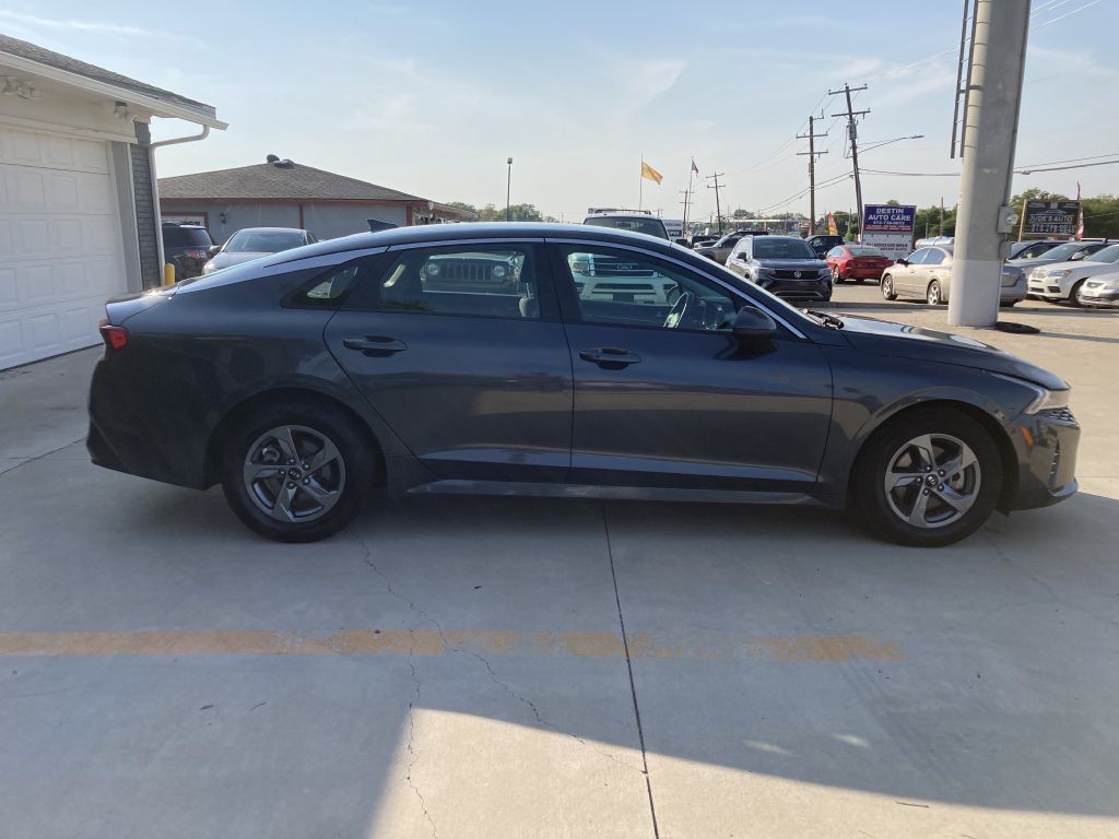 2021 Kia K5 Image 8