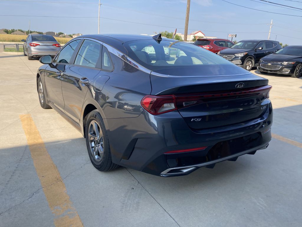 2021 Kia K5 Image 11