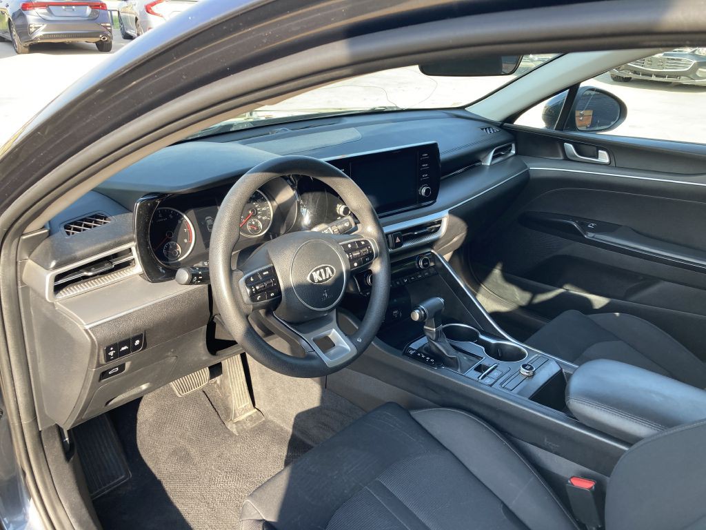 2021 Kia K5 Image 15