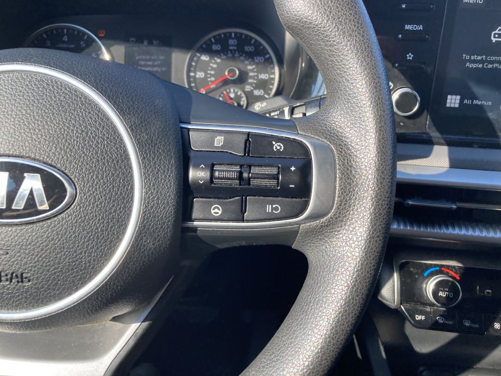 2021 Kia K5 Image 22