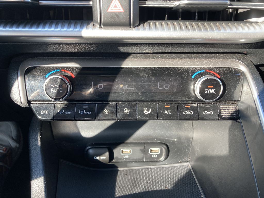 2021 Kia K5 Image 27