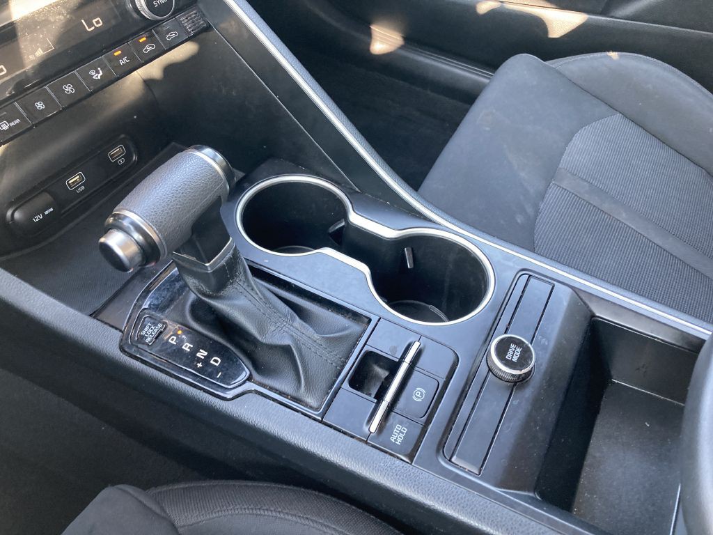 2021 Kia K5 Image 28