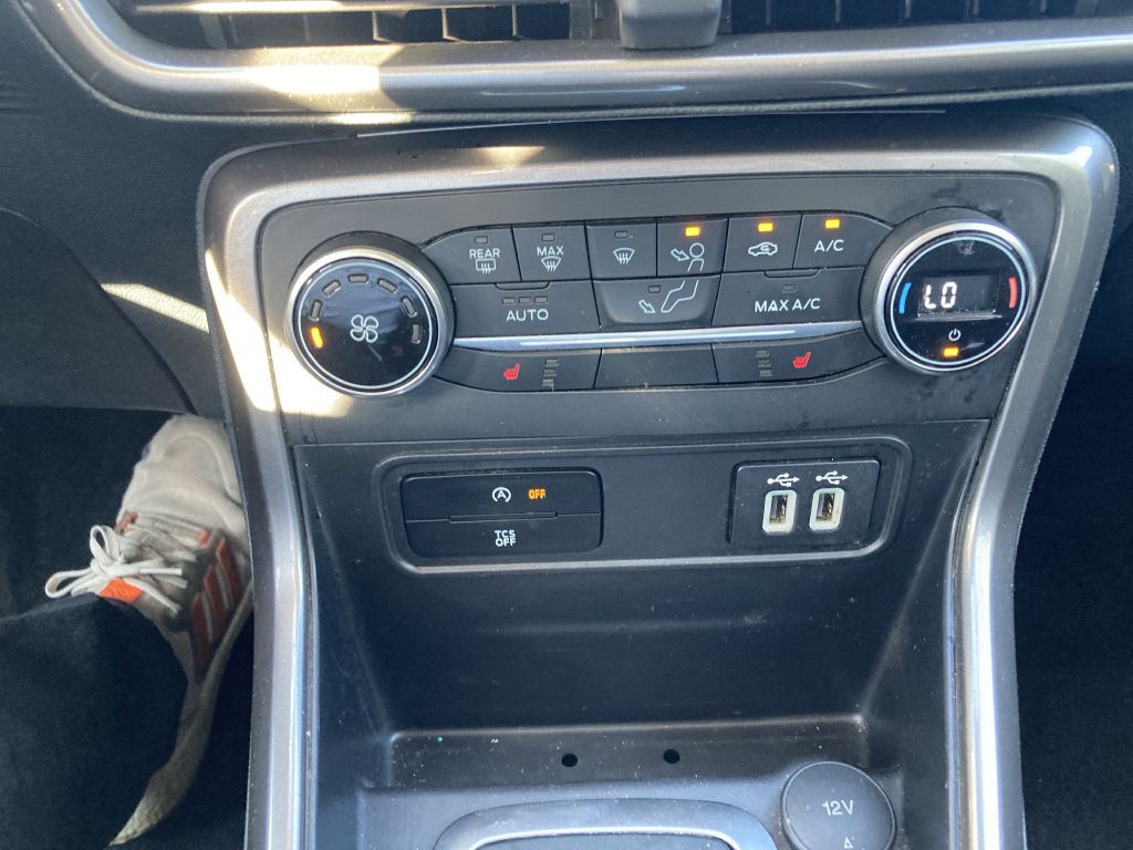 2020 Ford Econoline Image 26