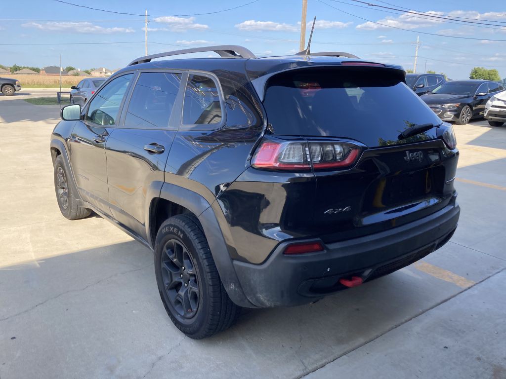 2019 Jeep Cherokee Image 11