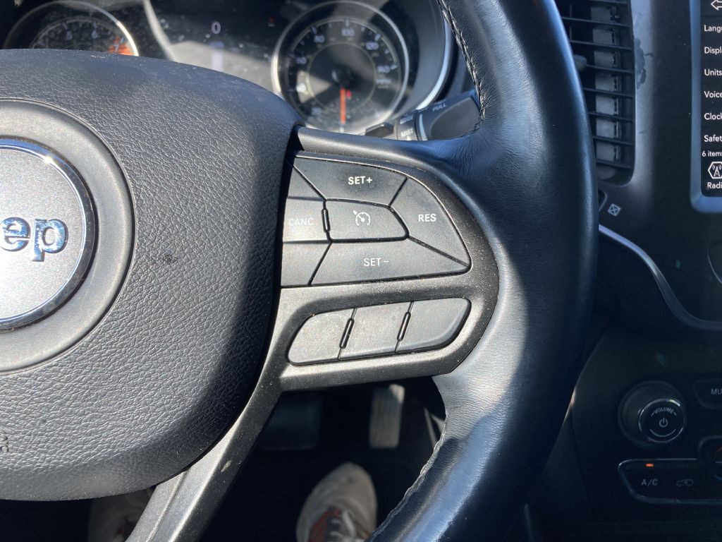 2019 Jeep Cherokee Image 19