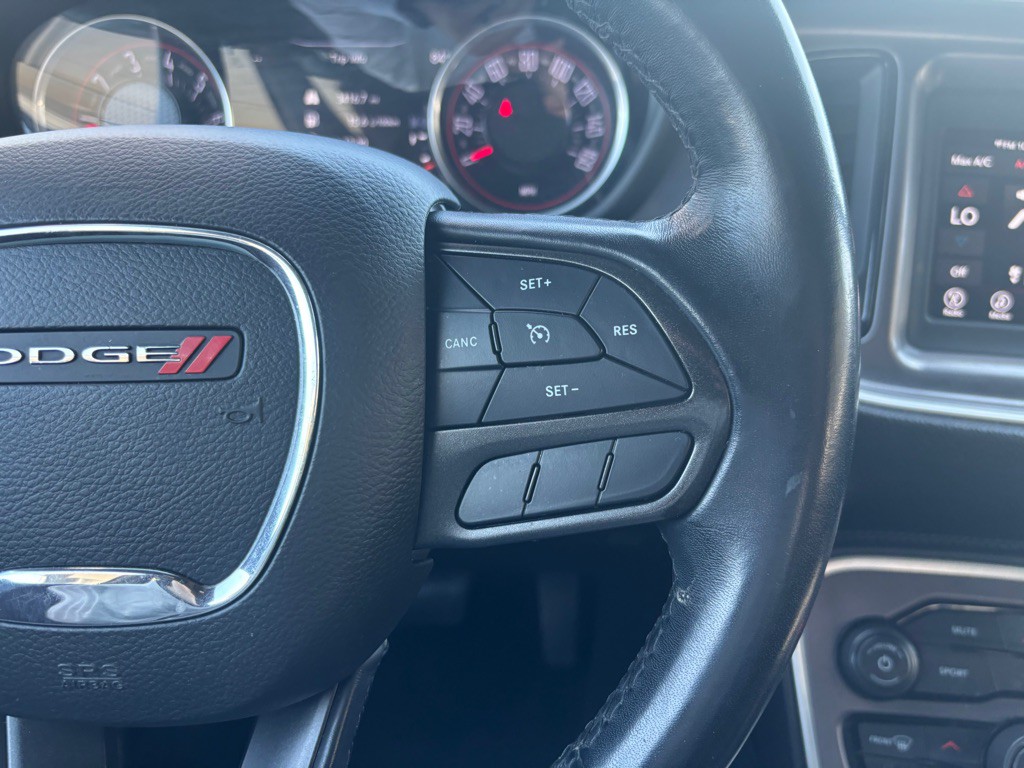 2021 Dodge Challenger Image 16