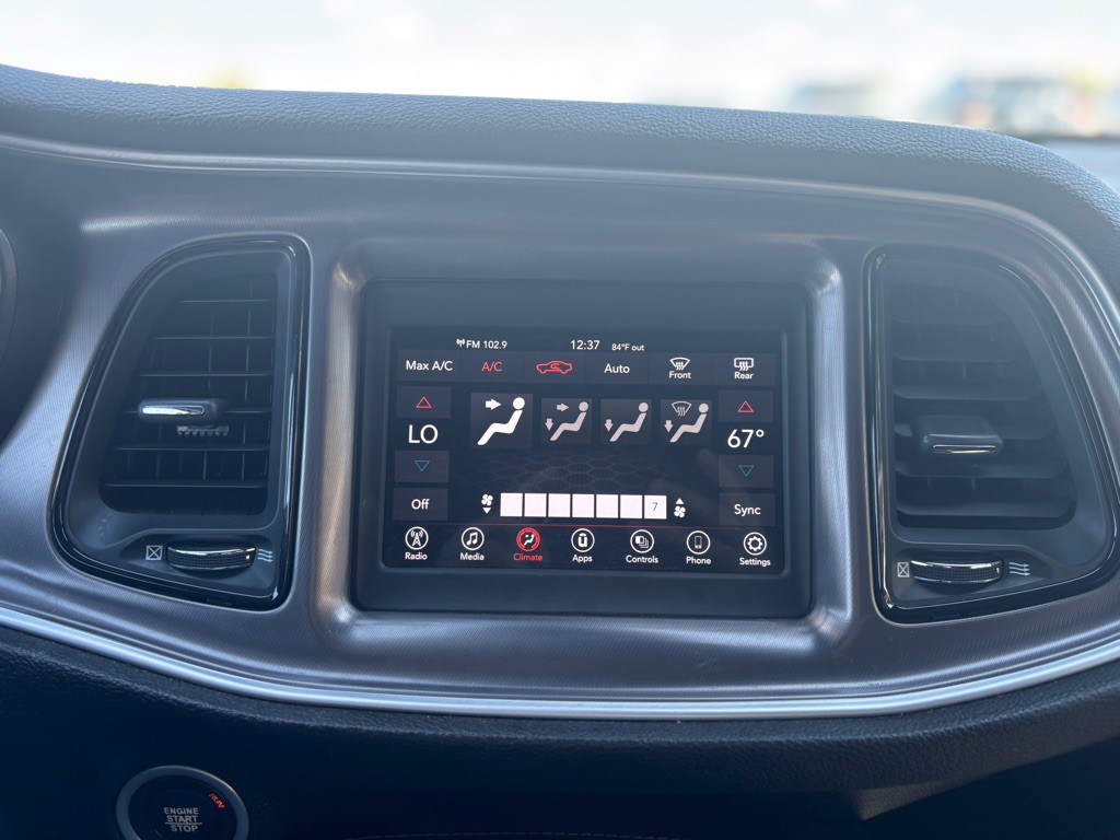 2021 Dodge Challenger Image 20
