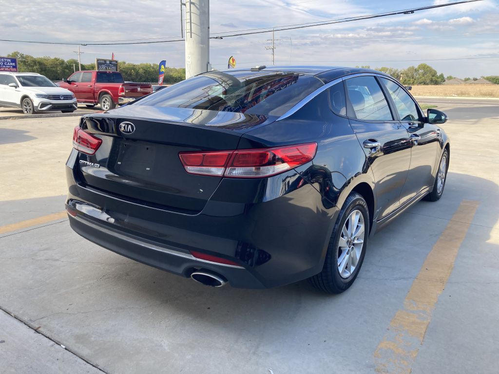 2017 Kia Optima Image 11