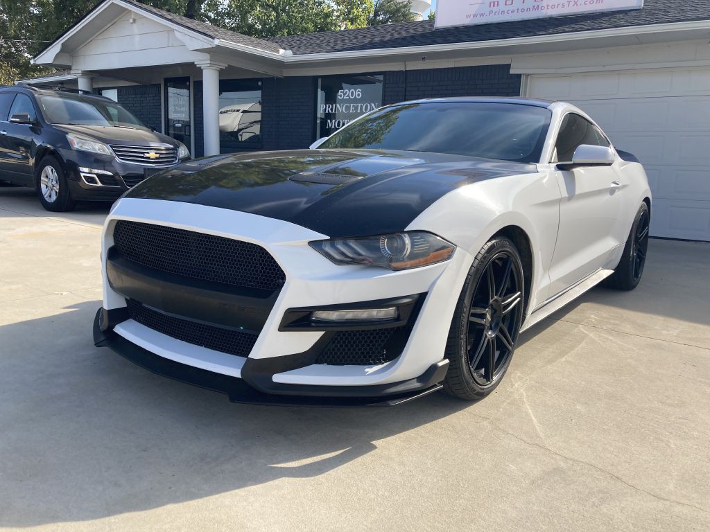2018 Ford Mustang Image 4