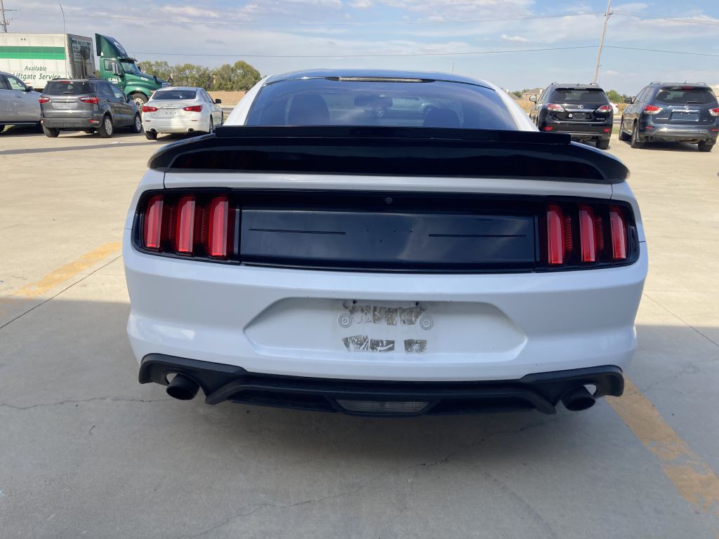 2018 Ford Mustang Image 9