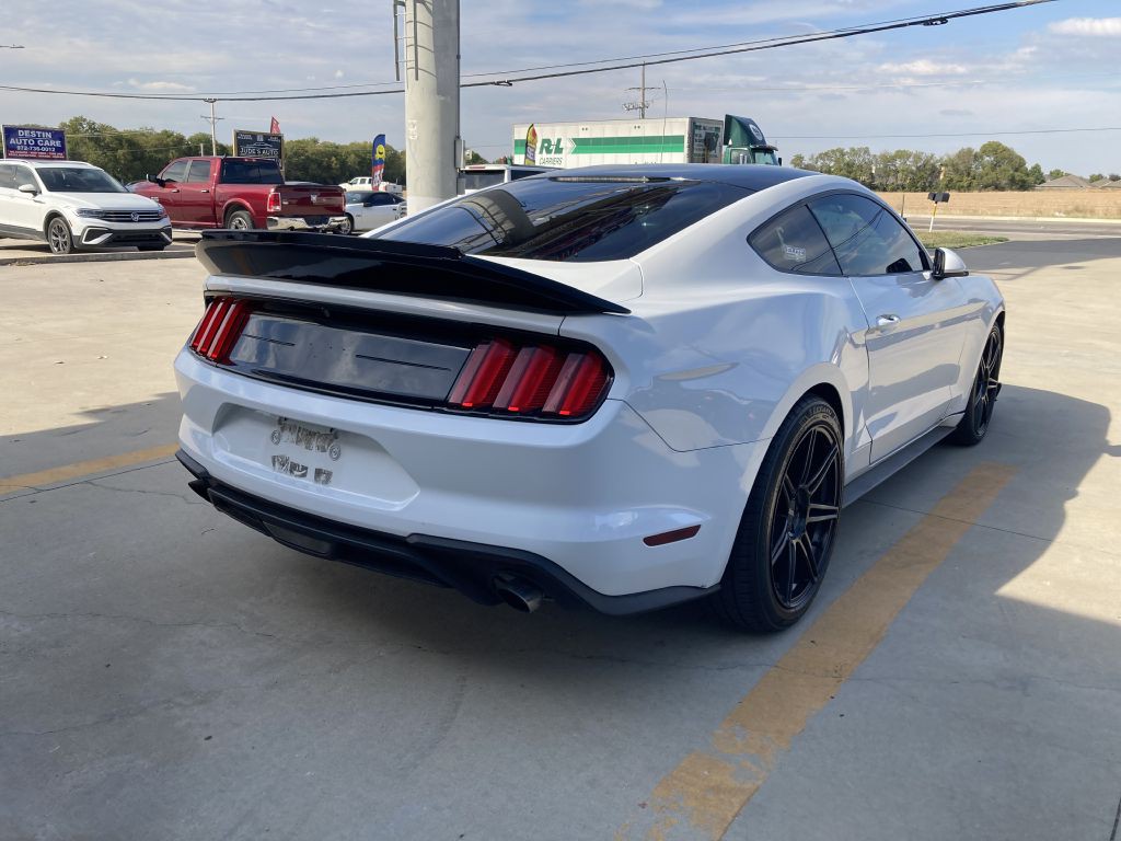 2018 Ford Mustang Image 11