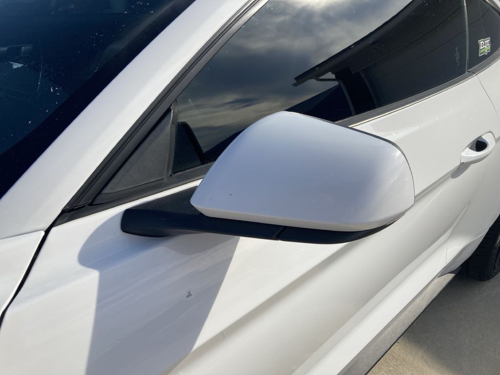 2018 Ford Mustang Image 12