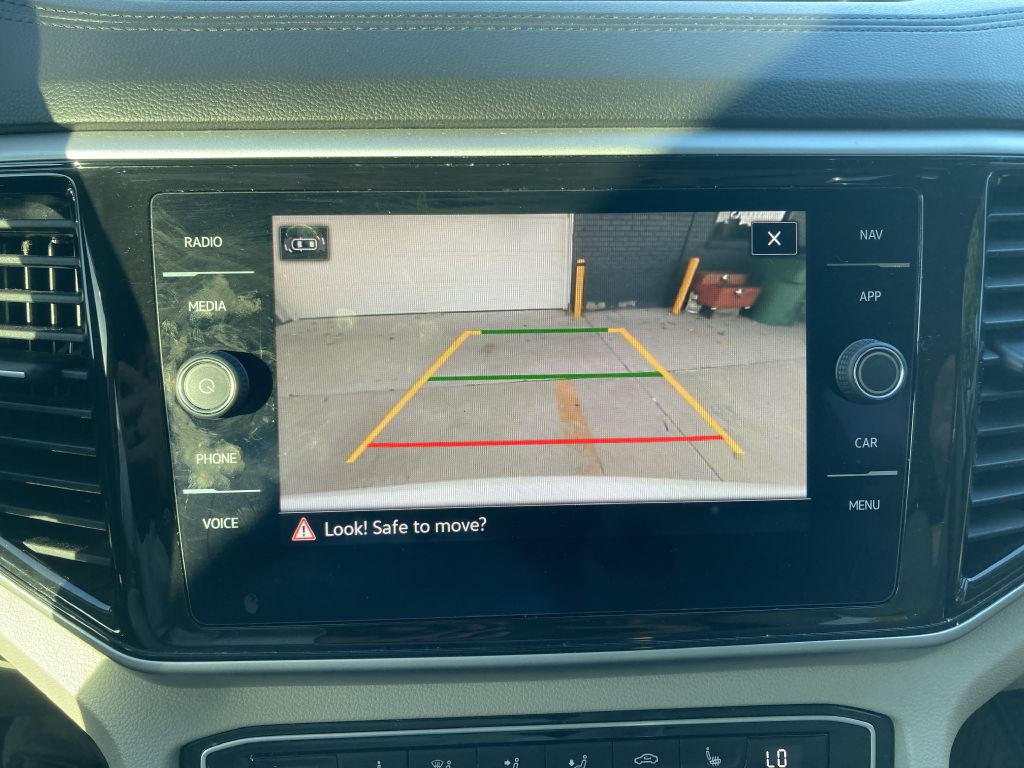 2021 Volkswagen Atlas Image 28