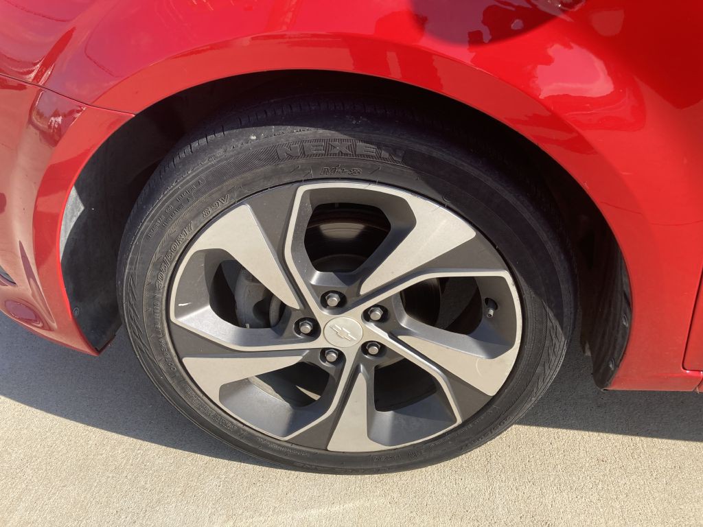 2020 Chevrolet Sonic Image 12