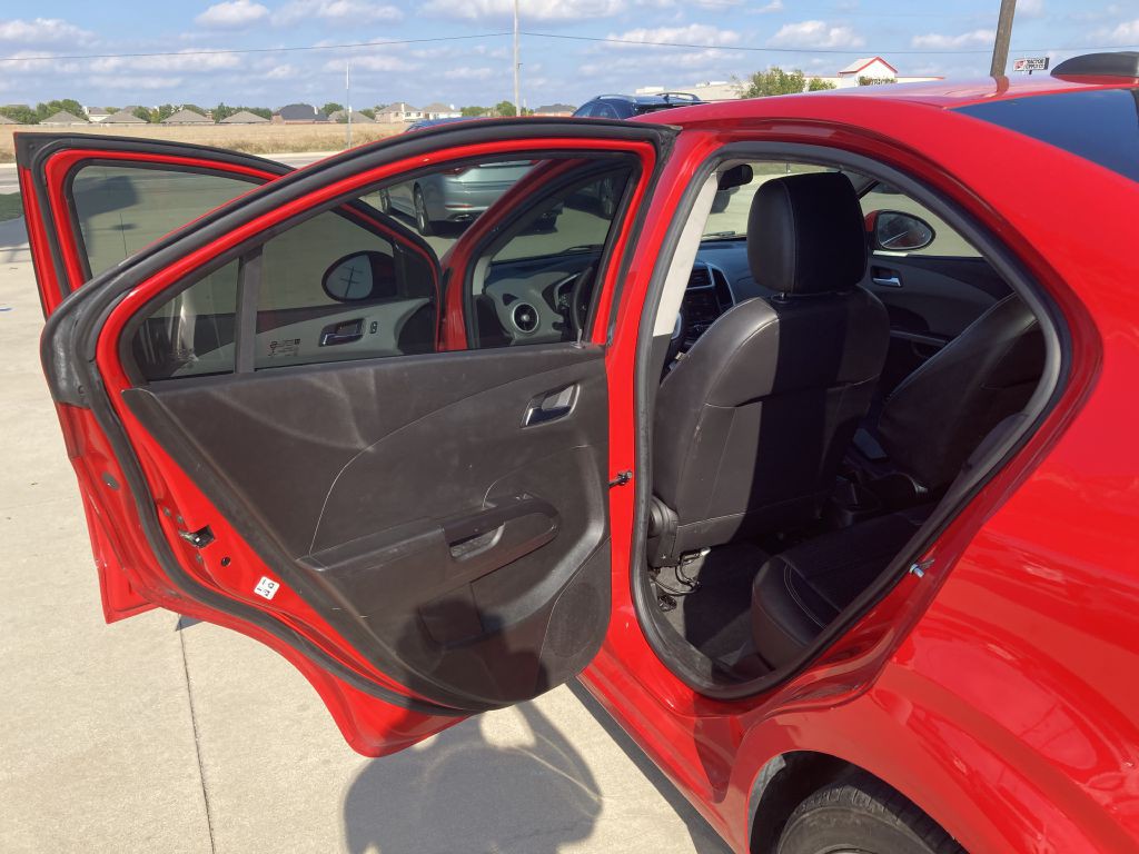 2020 Chevrolet Sonic Image 16