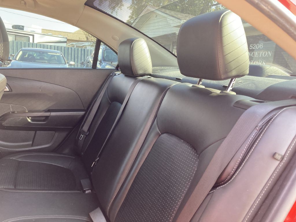 2020 Chevrolet Sonic Image 17