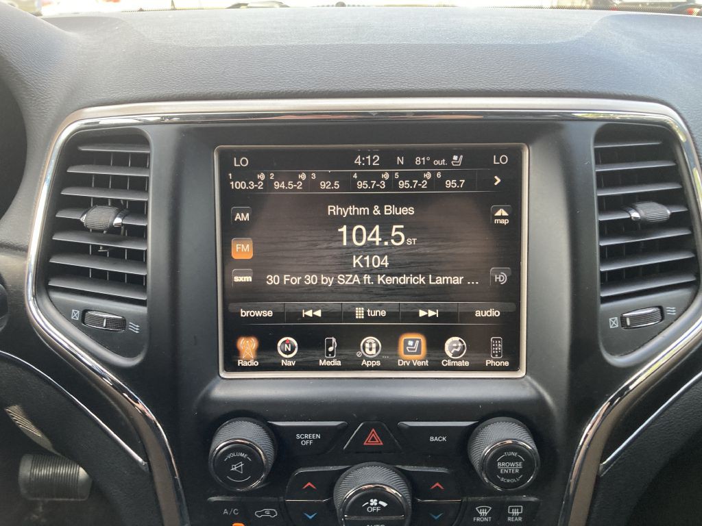 2016 Jeep Grand Cherokee Image 26