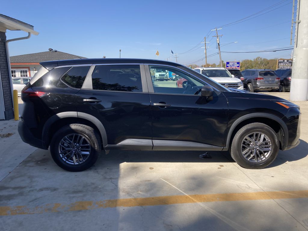 2023 Nissan Rogue Image 8