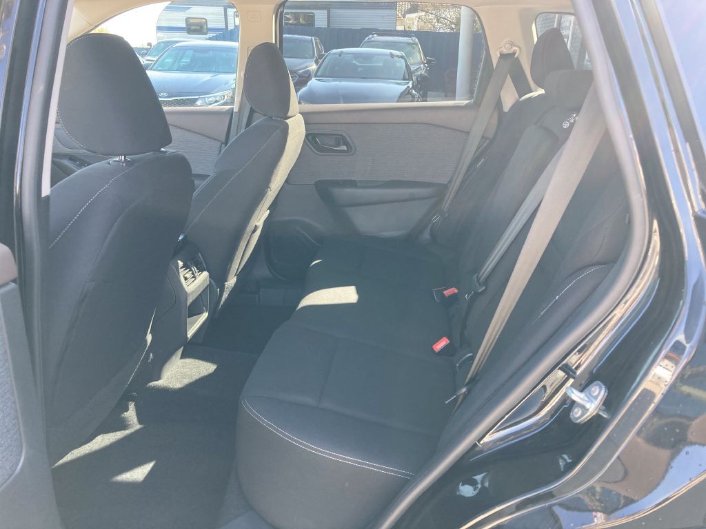 2023 Nissan Rogue Image 19