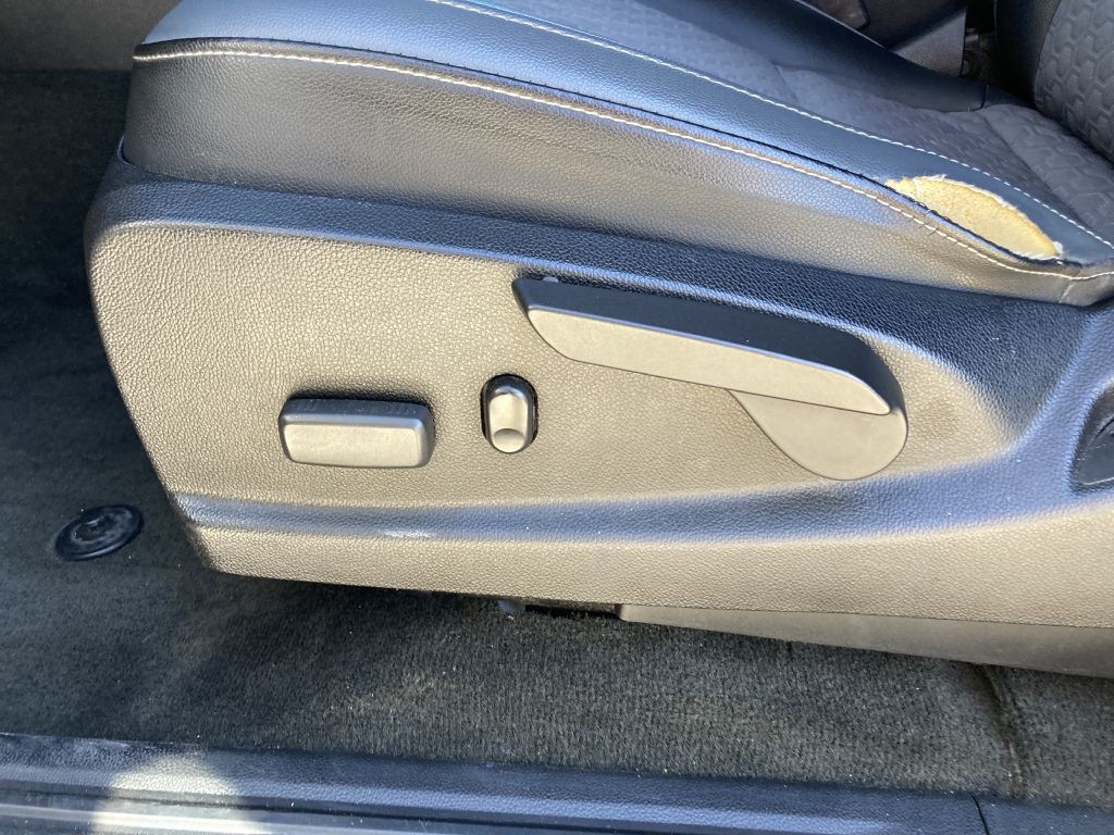 2015 Chevrolet Colorado Image 15