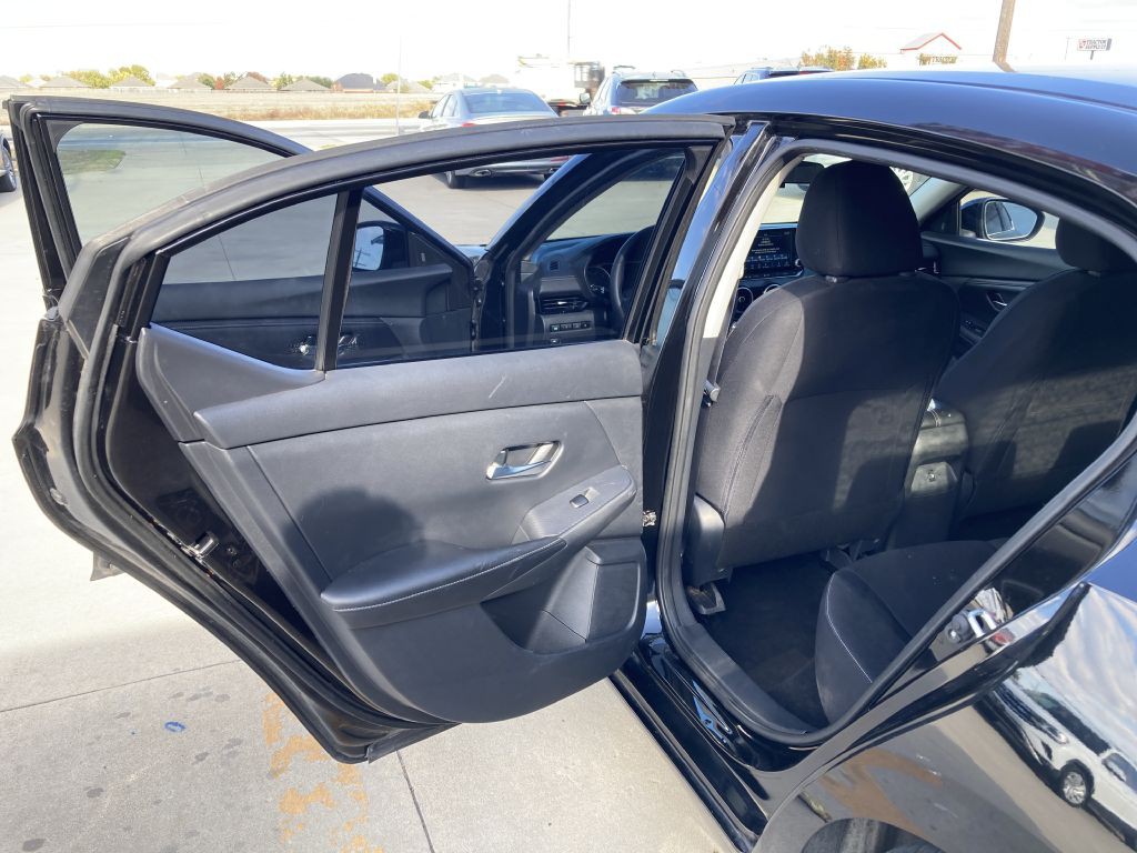 2021 Nissan Sentra Image 17