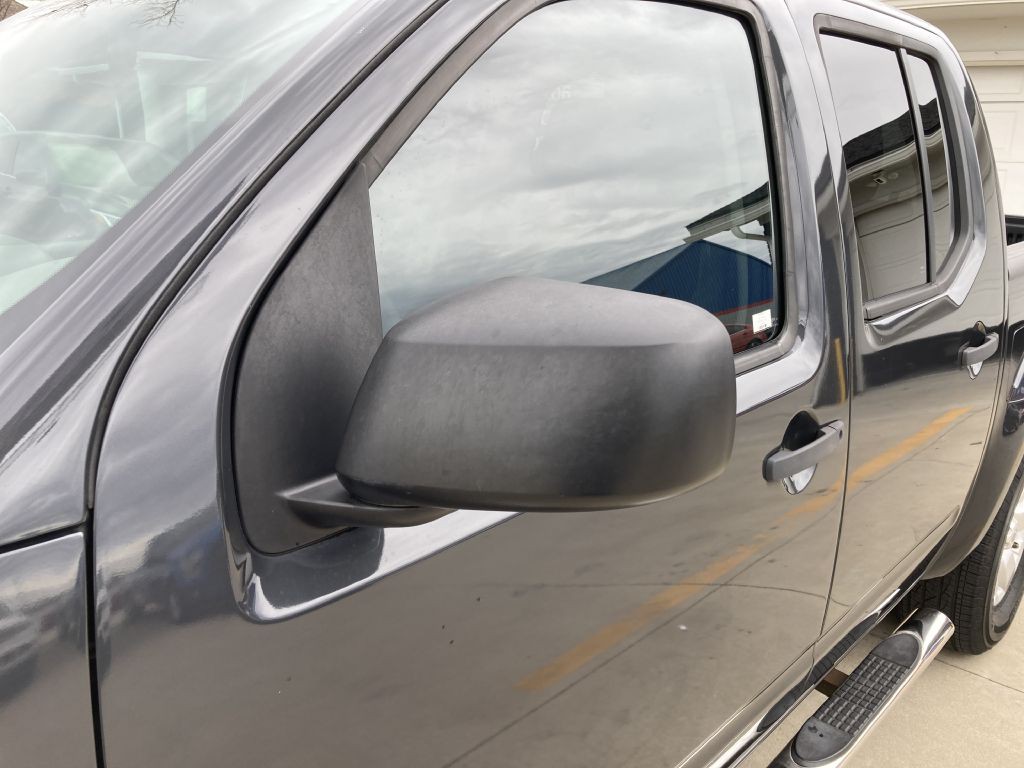 2012 Nissan Frontier Image 11