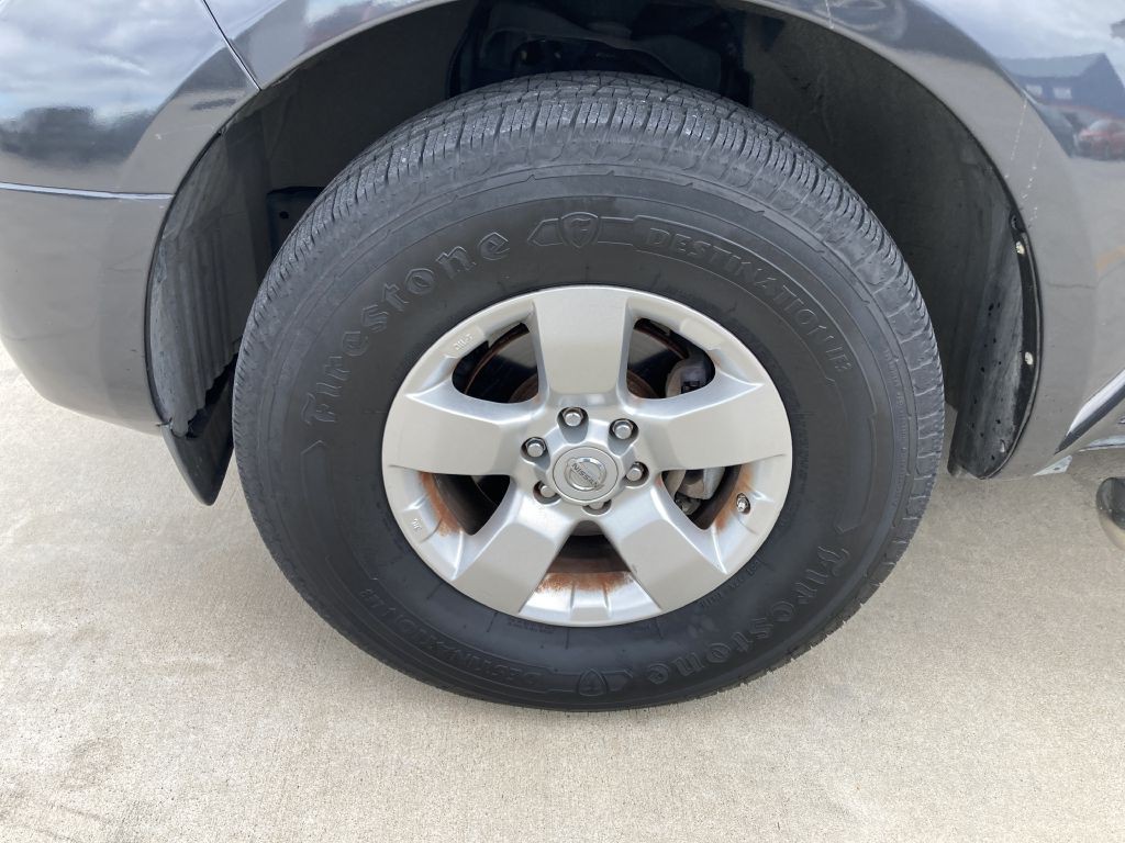 2012 Nissan Frontier Image 12