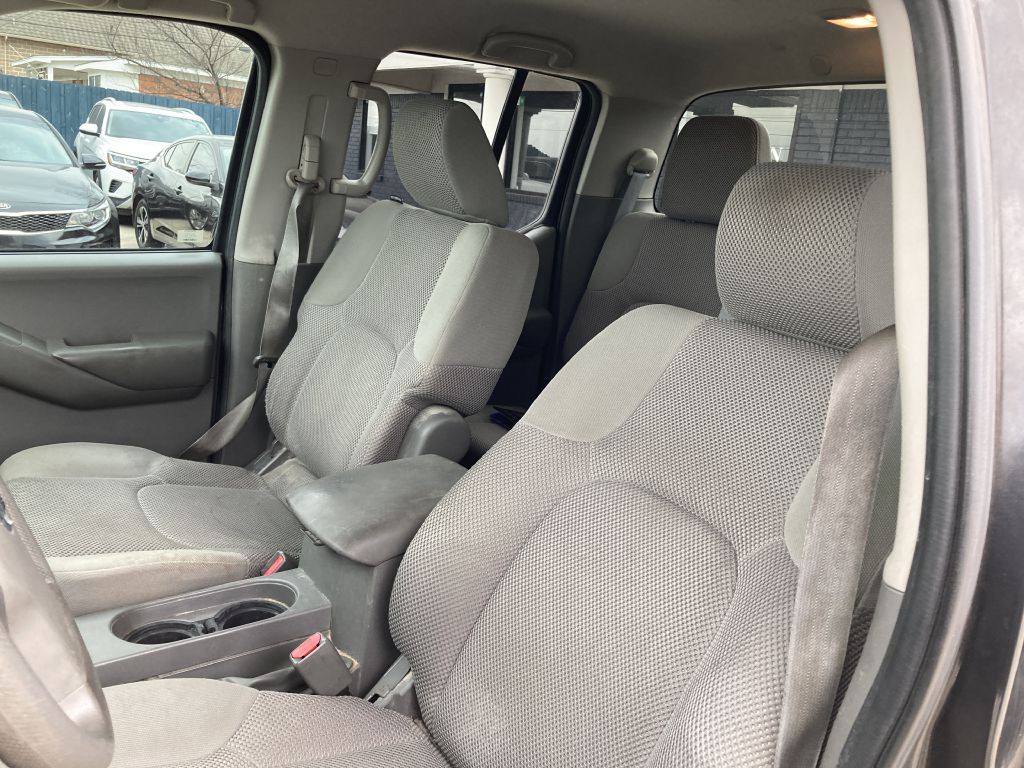 2012 Nissan Frontier Image 15