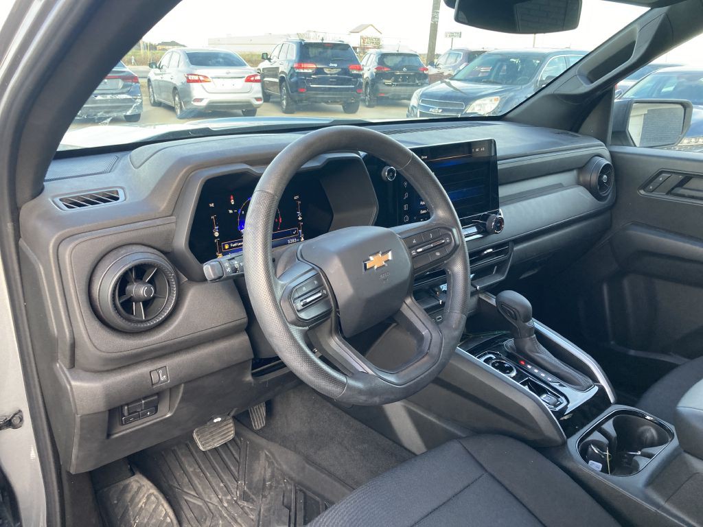2023 Chevrolet Colorado Image 15