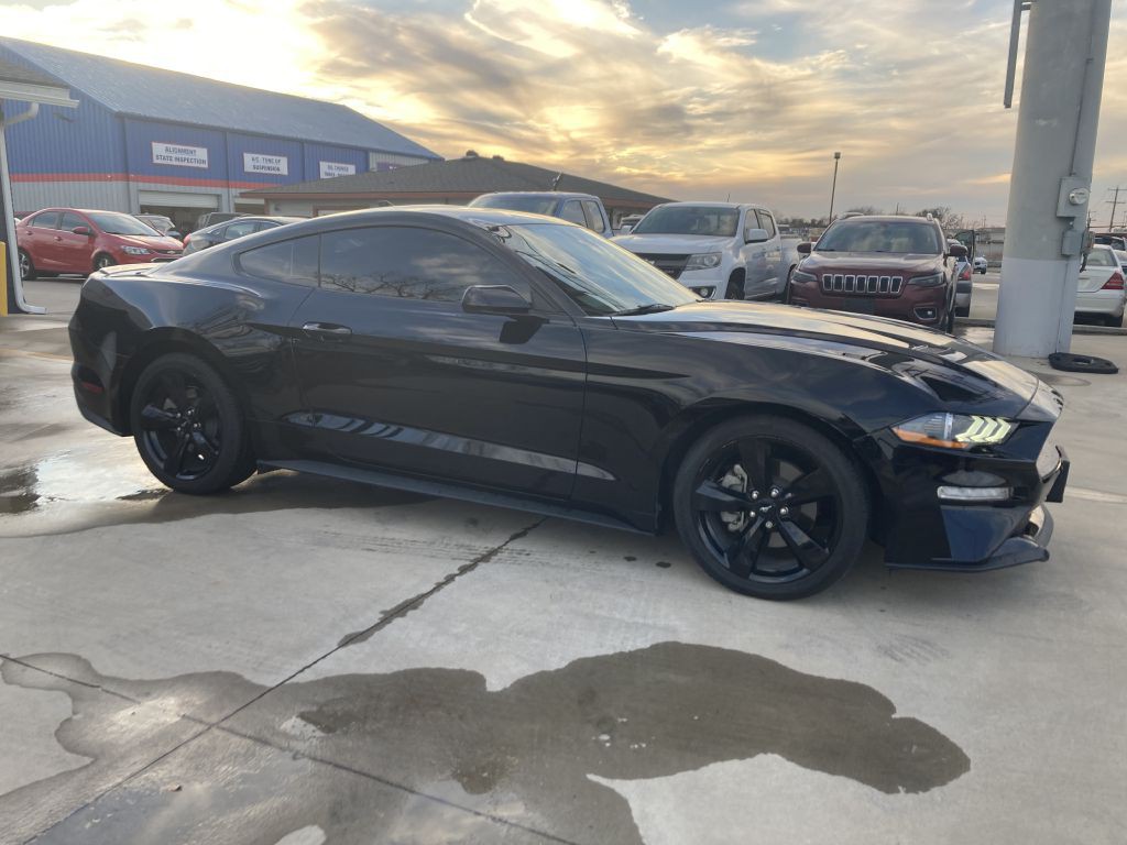 2023 Ford Mustang Image 6