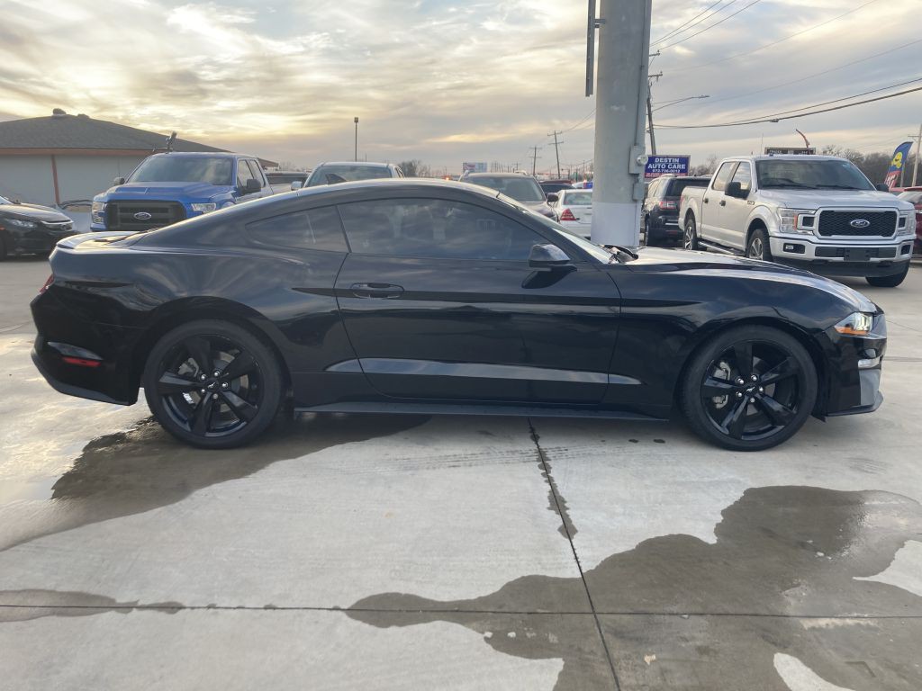 2023 Ford Mustang Image 7