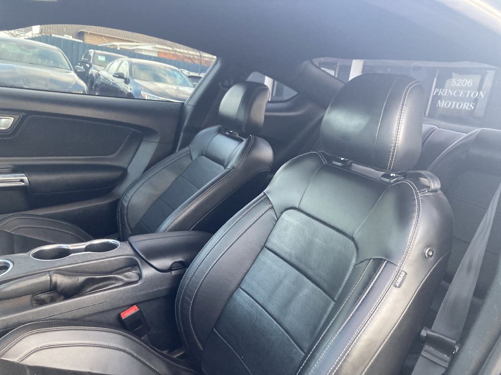 2023 Ford Mustang Image 15