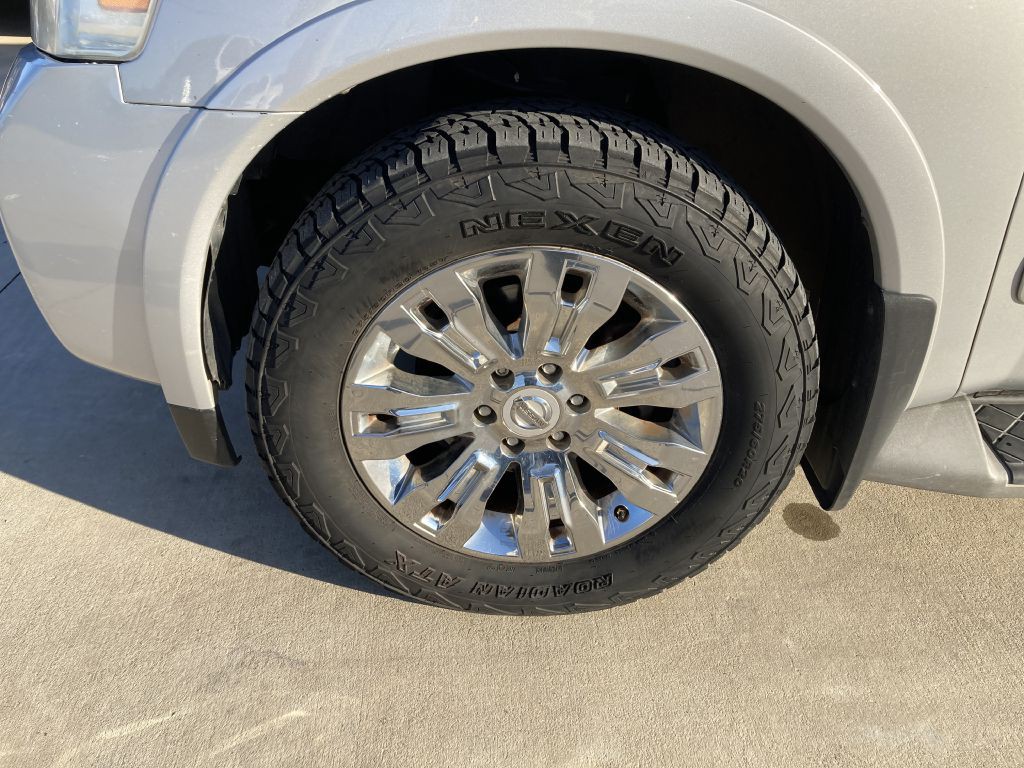 2015 Nissan Armada Image 12