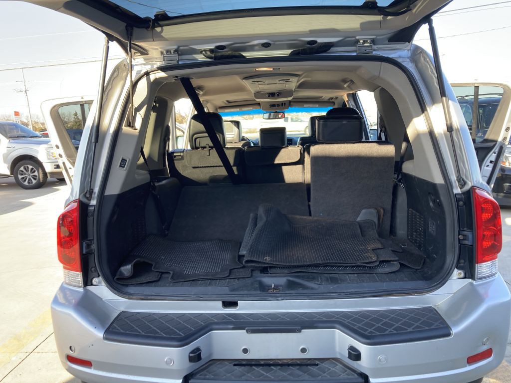 2015 Nissan Armada Image 24