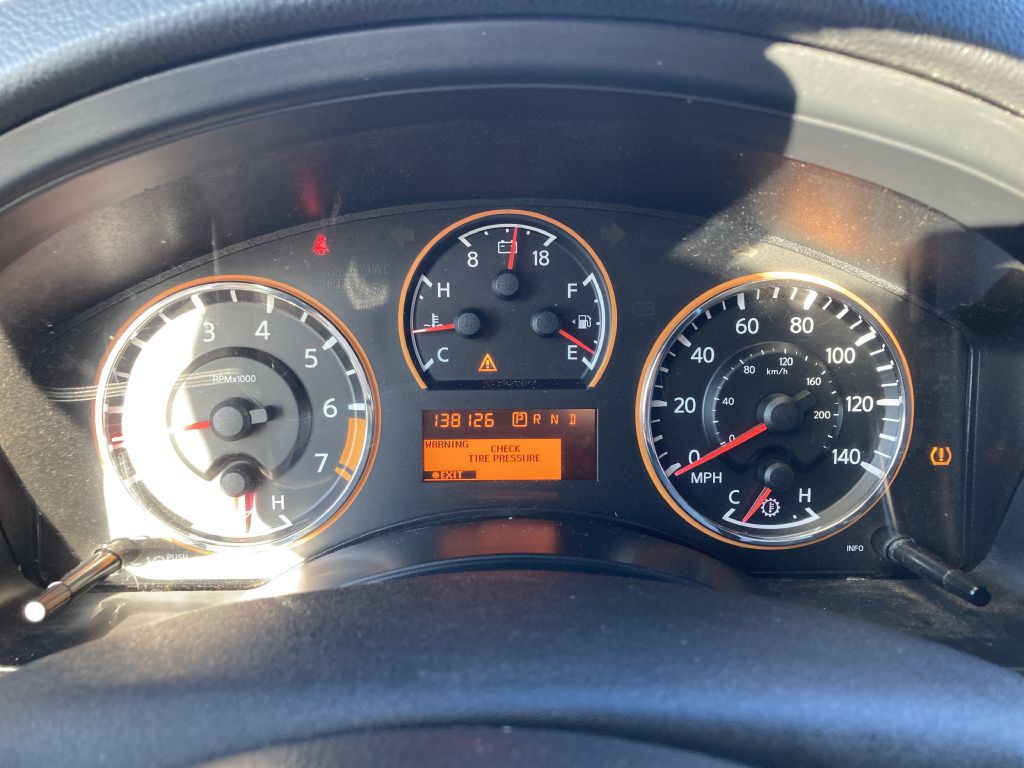 2015 Nissan Armada Image 29