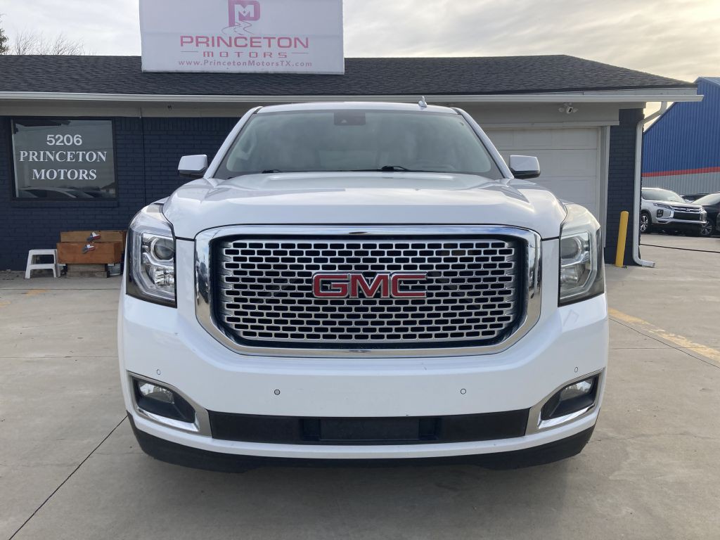 2015 GMC Yukon Image 2