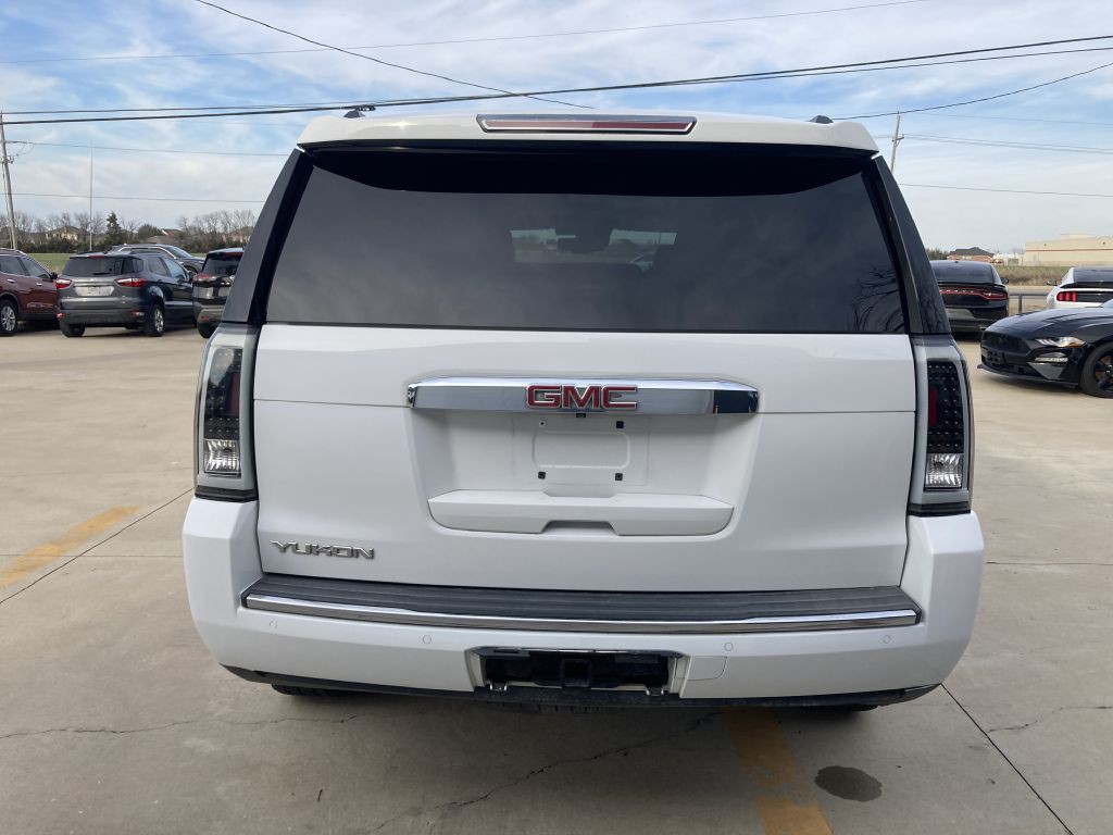 2015 GMC Yukon Image 9