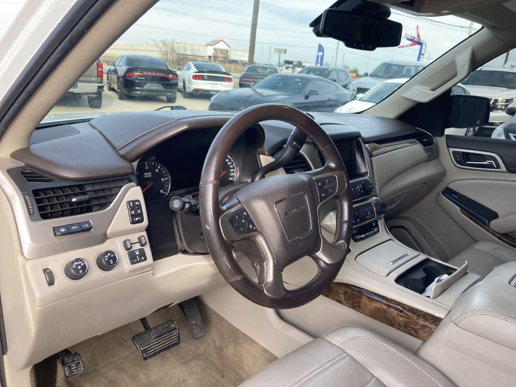 2015 GMC Yukon Image 16