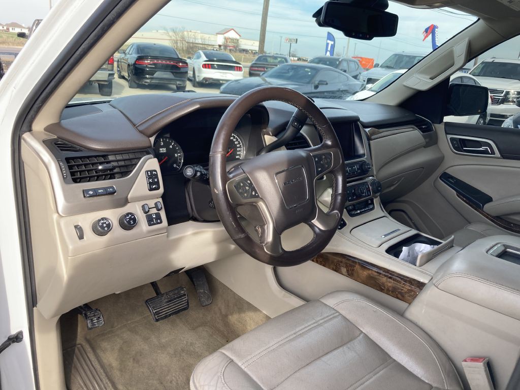 2015 GMC Yukon Image 18