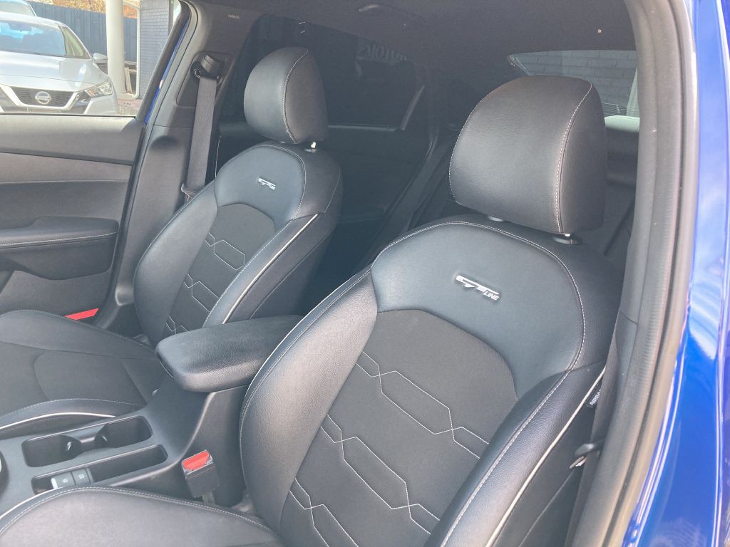 2024 Kia Forte Image 17