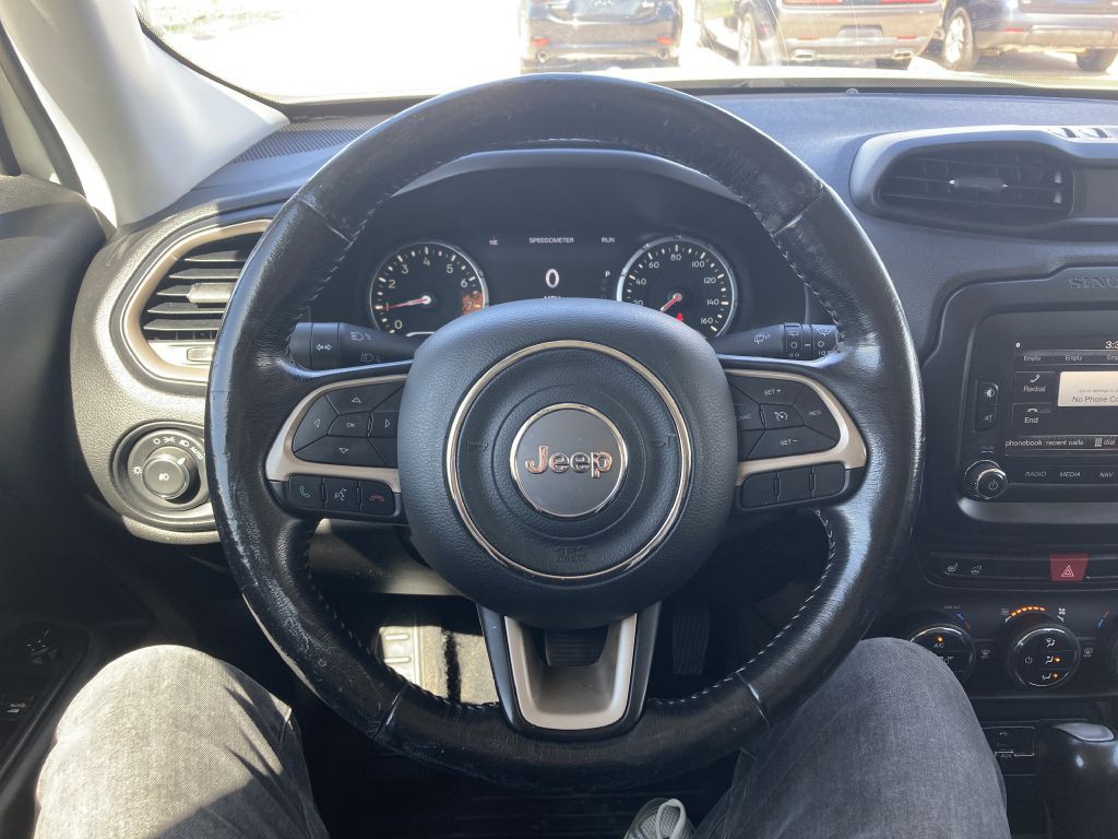 2017 Jeep Renegade Image 24