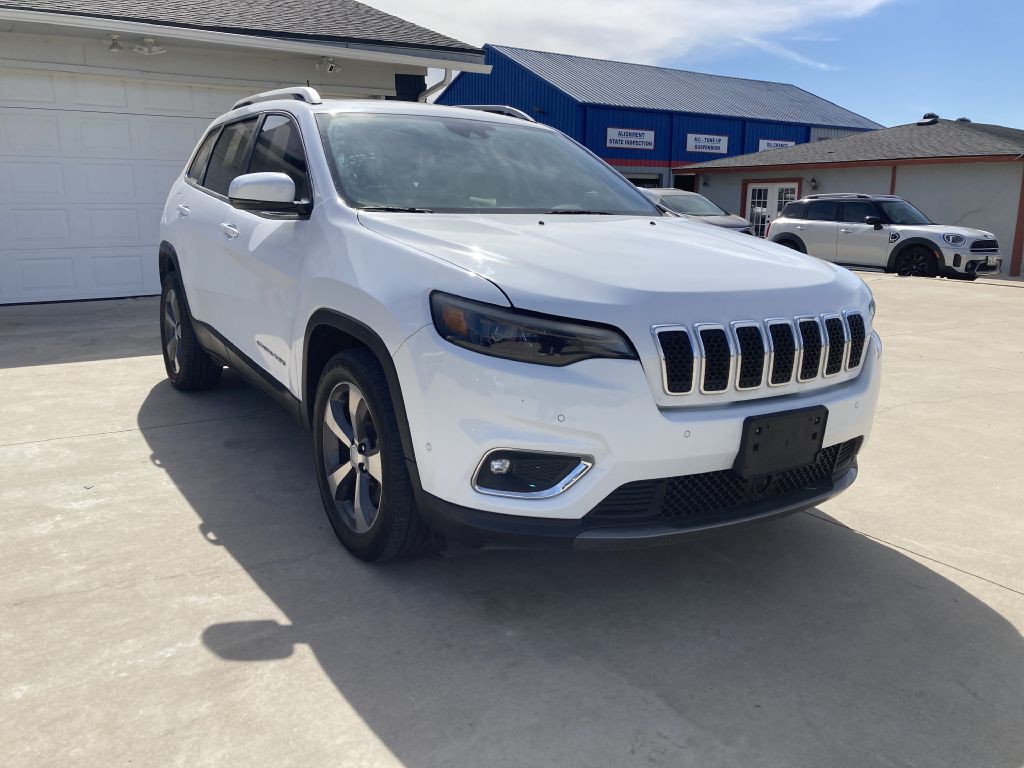 2019 Jeep Cherokee Image 1