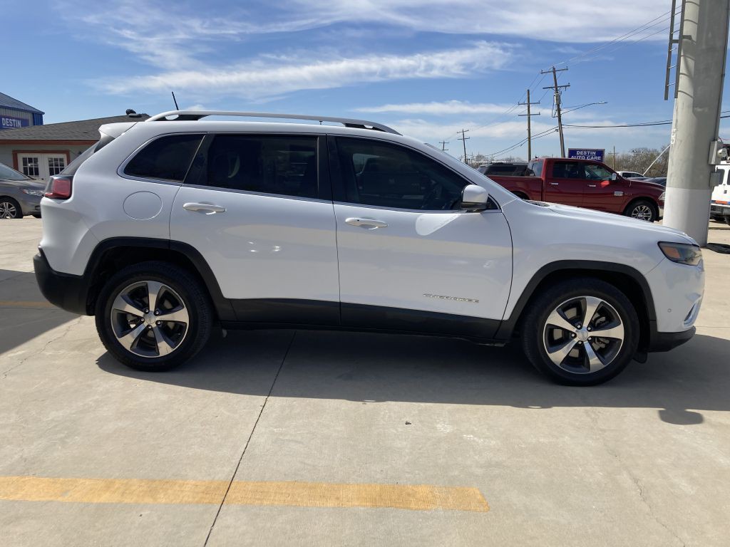 2019 Jeep Cherokee Image 8